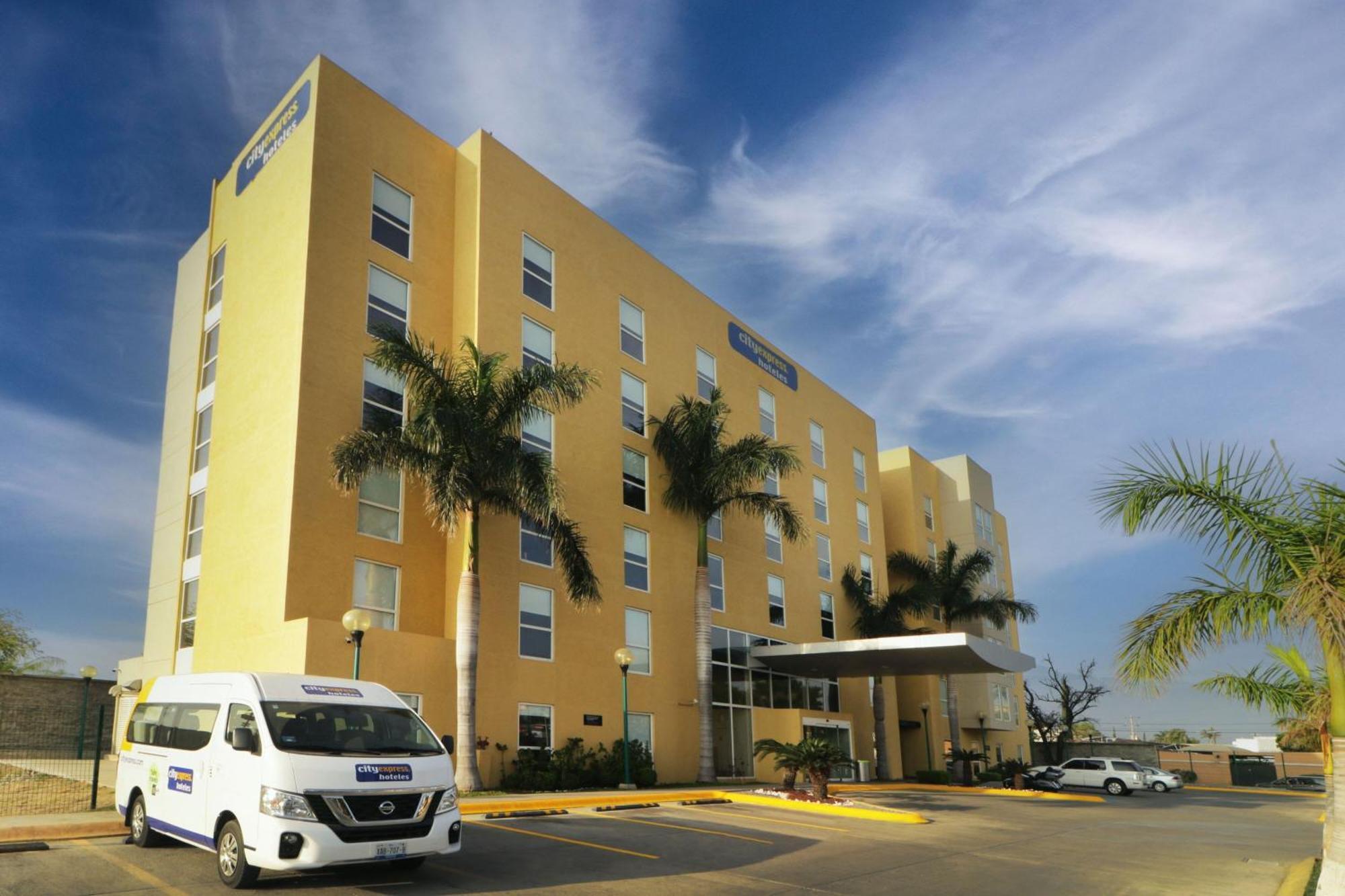 City Express By Marriott Ciudad Victoria Exterior foto